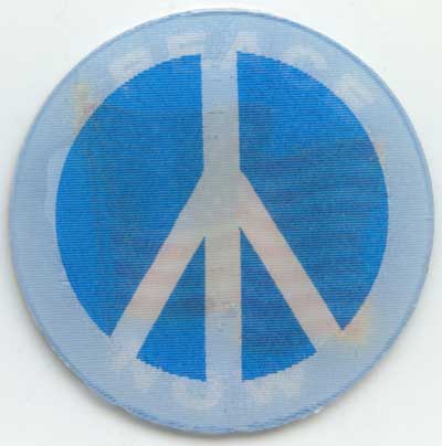 Peace Now hologram flag rou